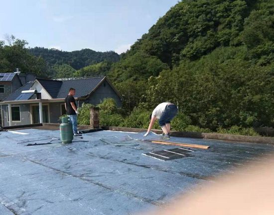 朝阳热水器水管漏水_厨房水龙头一打开太阳能漏水